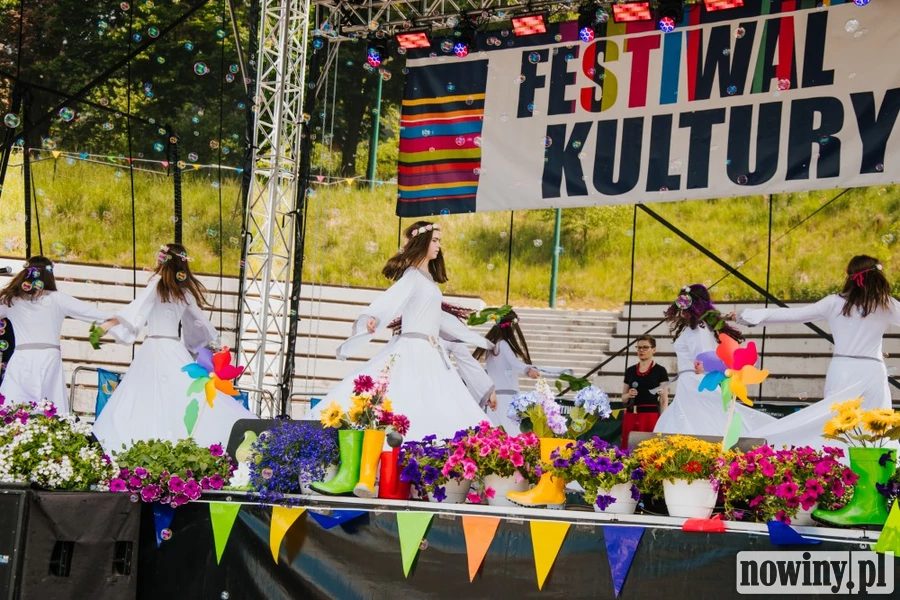 POWIATOWY FESTIWAL KULTURY - zdjęcie 7