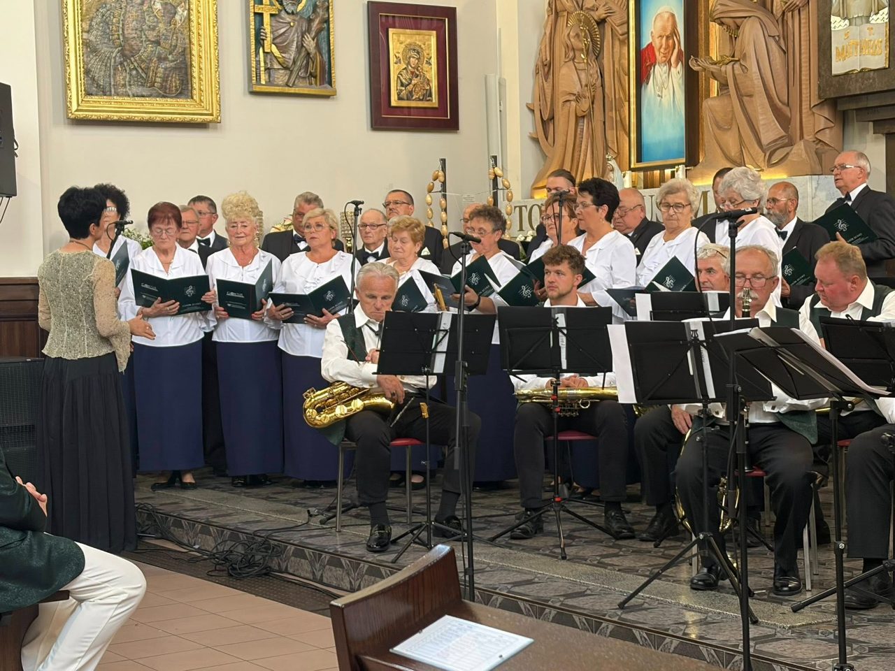 Koncert z okazji Dnia Matki w Syryni - zdjęcie 3