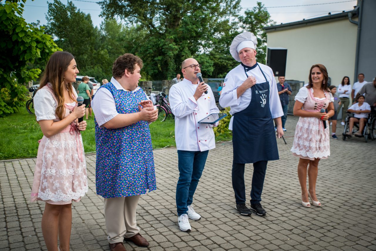 Niedzielna Bitwa na Rolady w Bukowie – śląska tradycja, smak i świetna zabawa - zdjęcie 12