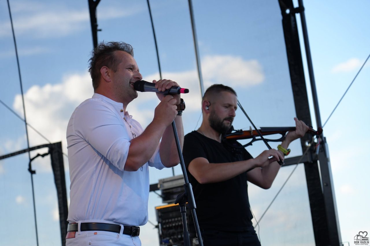 Dożynki w Radlinie-Głożynach – tradycja, muzyka i wspólne świętowanie - zdjęcie 11